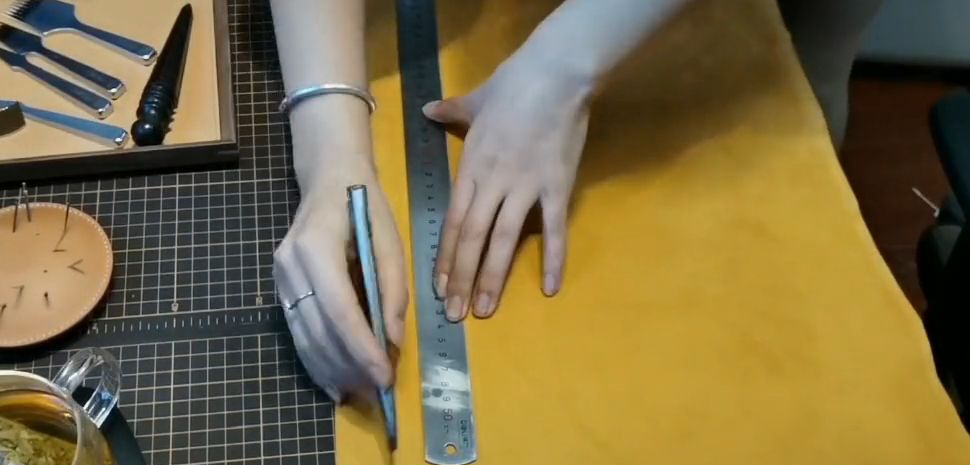 手工制作Spank道具/皮革戒尺详细教程